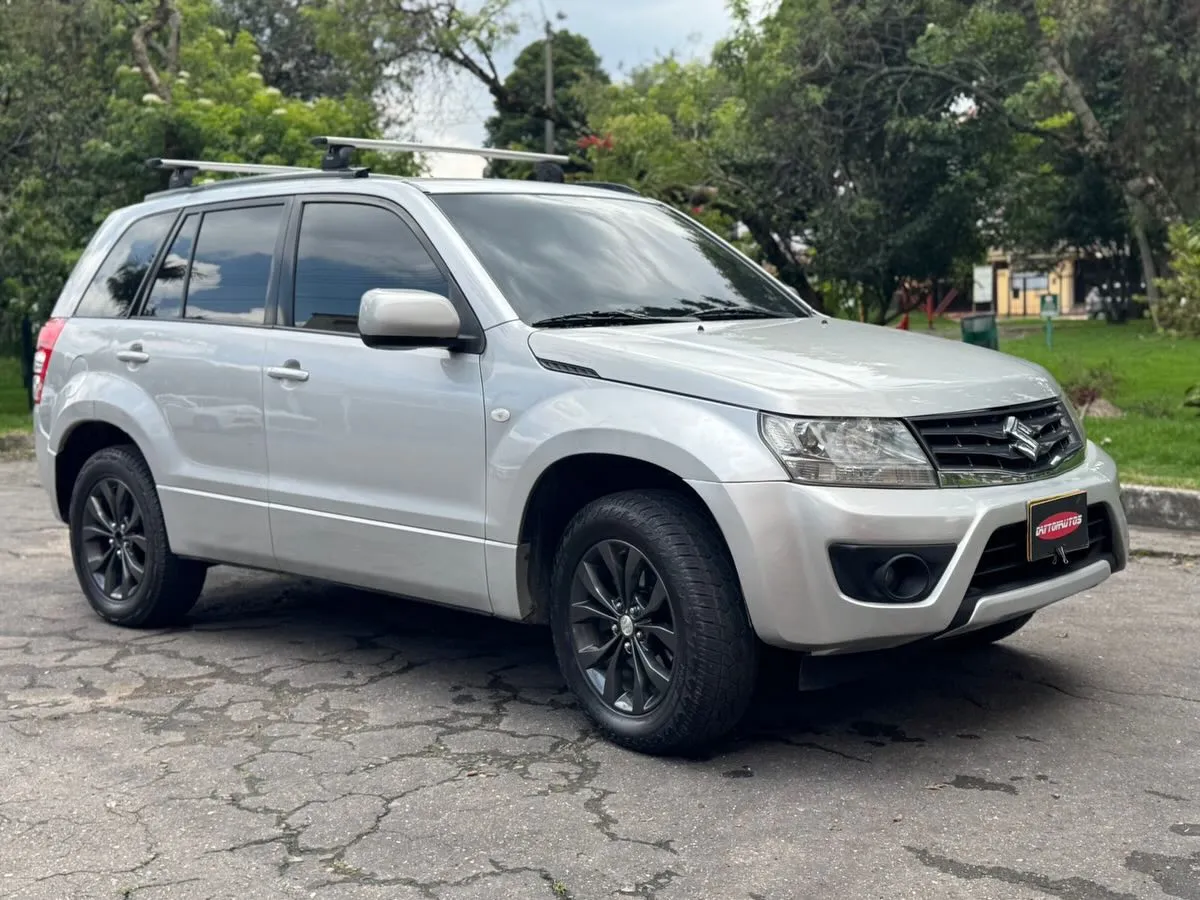 Suzuki Vitara 2014 AT — foto 3