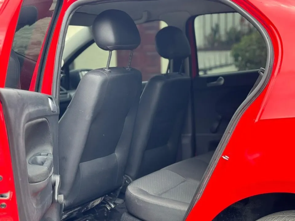 Volkswagen Voyage 2017 — foto 8